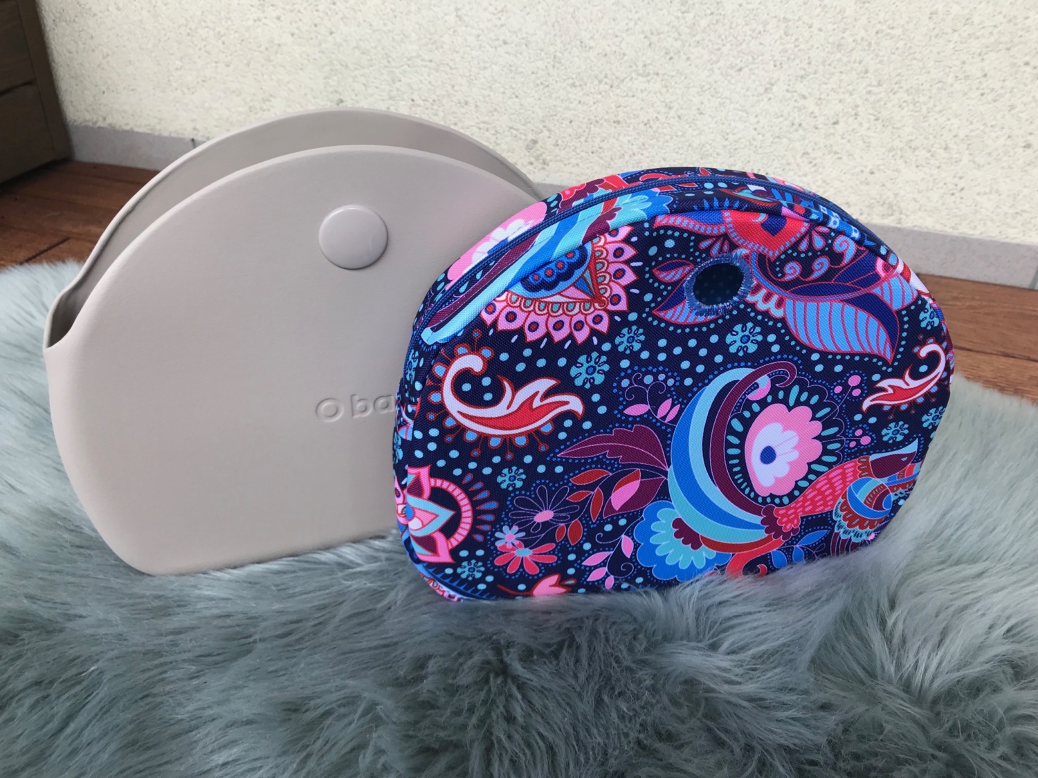 organizer na zamek obag moonlight paisley czerwony