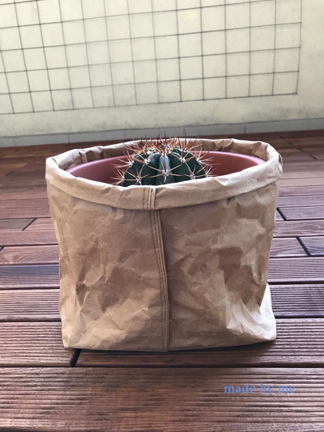 papierowa oslonka na doniczke