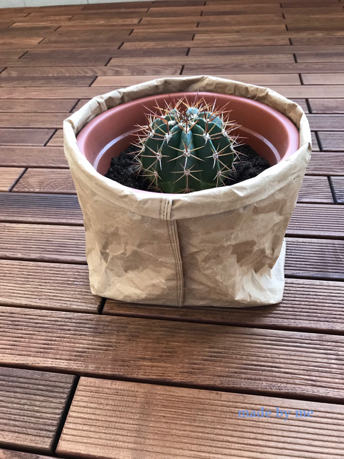 papierowa oslonka na doniczke