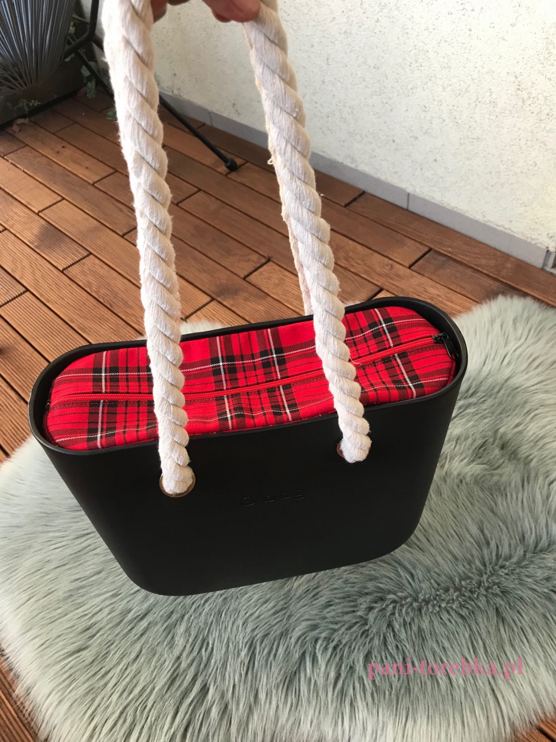 organizer-na-zamek-obag-czerwona-kratka