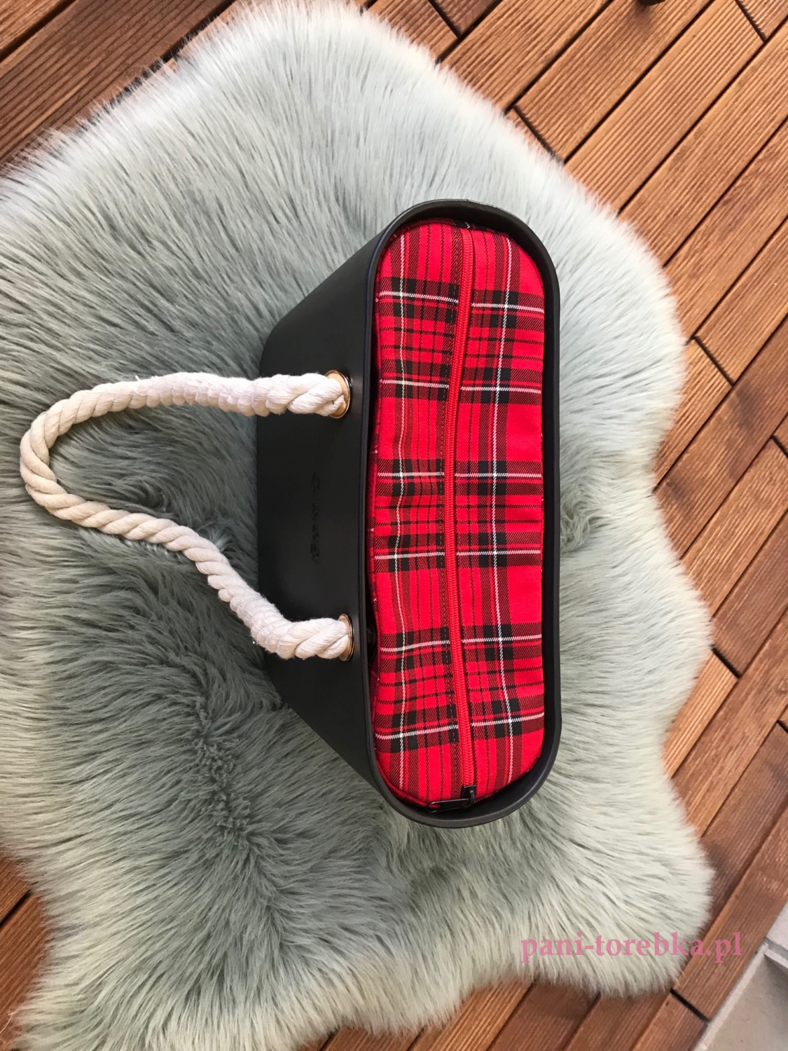 organizer-na-zamek-obag-czerwona-kratka