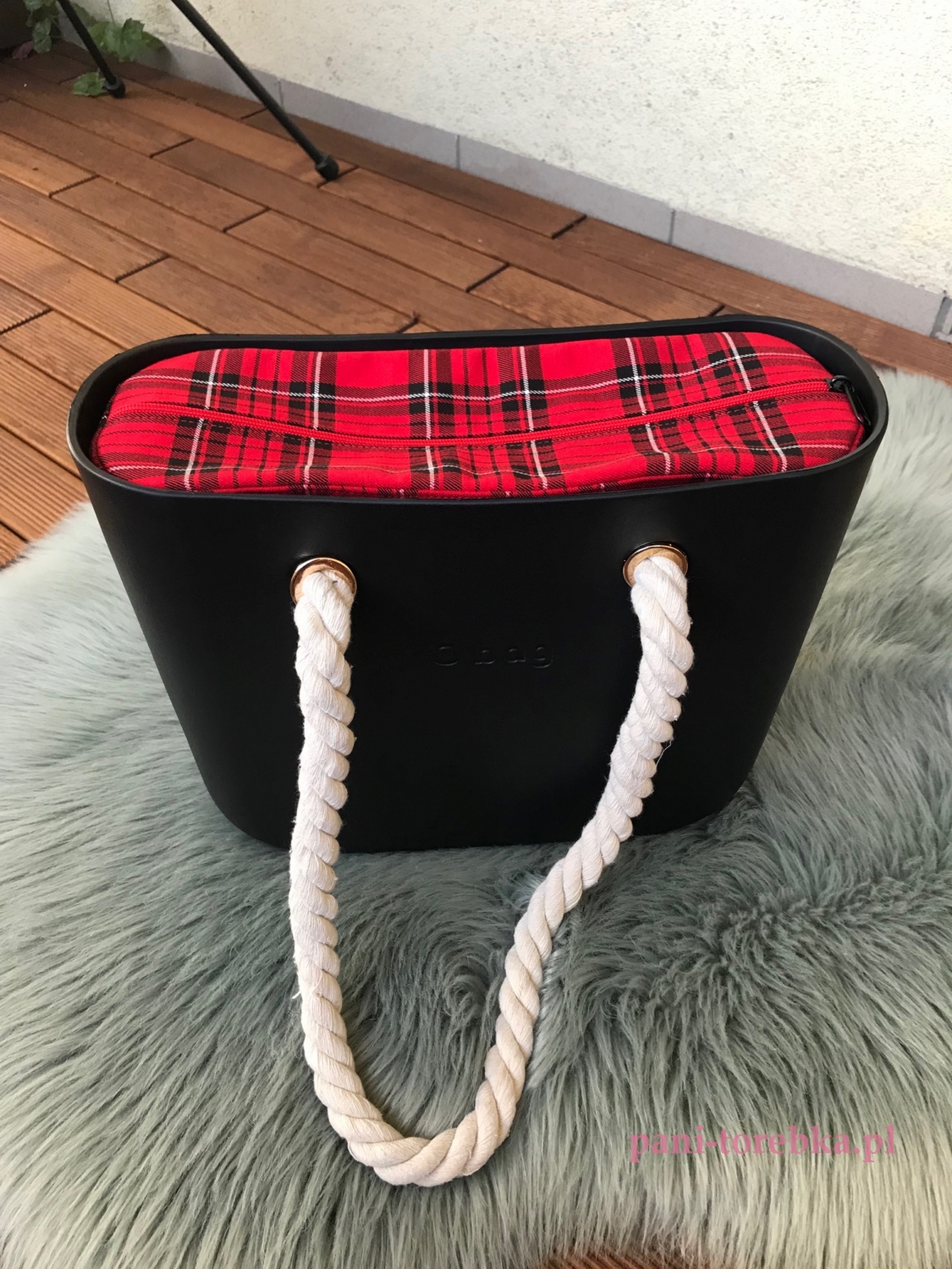 organizer-na-zamek-obag-czerwona-kratka