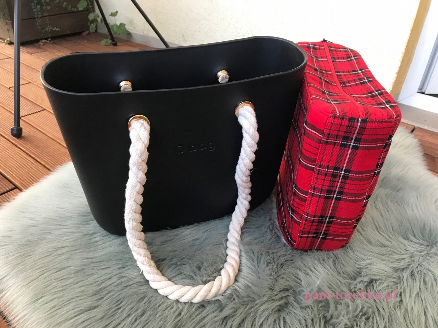 organizer-na-zamek-obag-czerwona-kratka