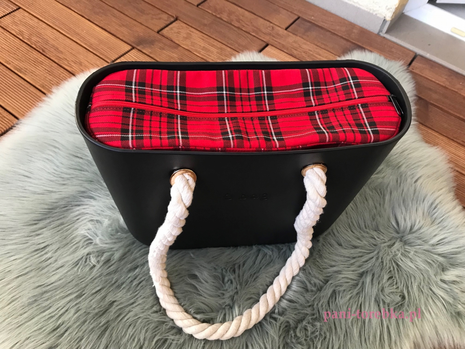 organizer-na-zamek-obag-czerwona-kratka