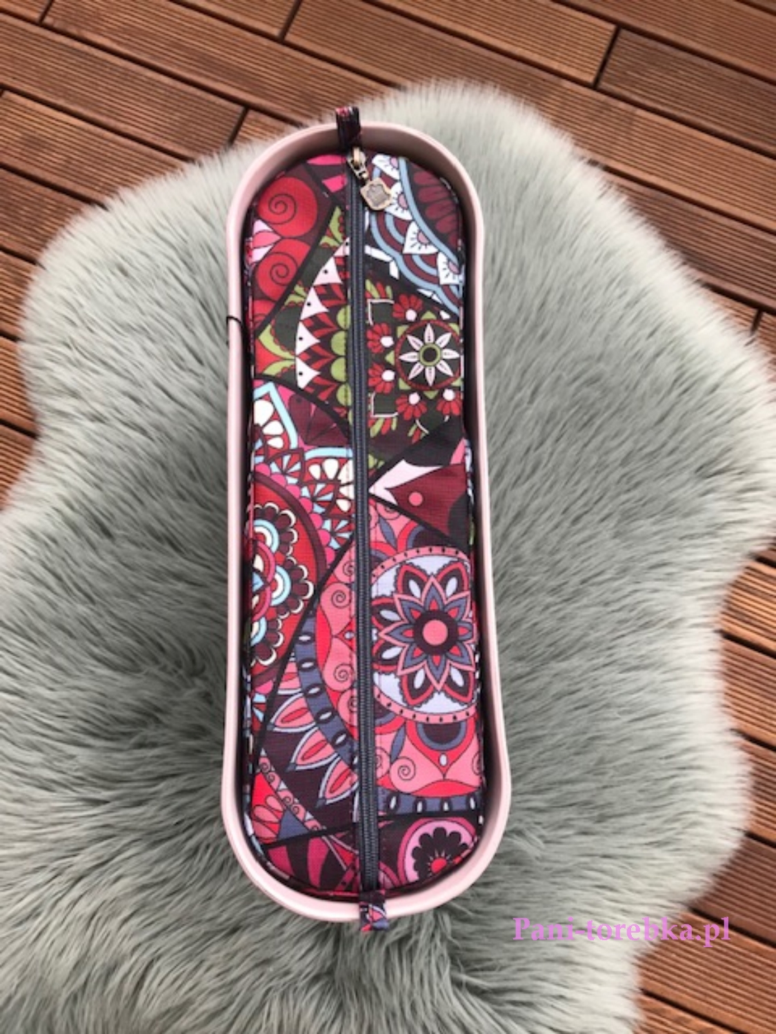 organizer obag standard wzór czerwony witraż