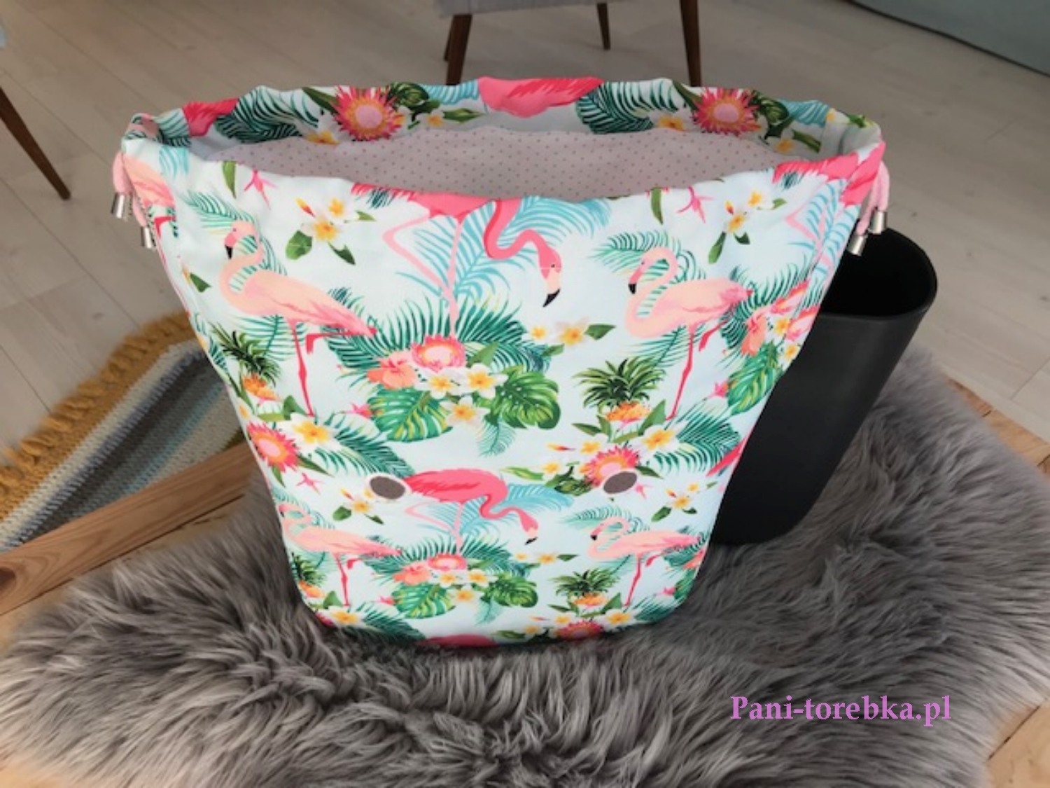 organizer komin do obag mini wzór różowe flamingi