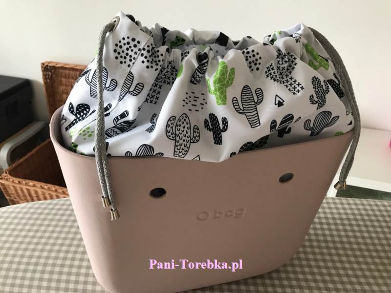 tkanina kaktusy na białym tle