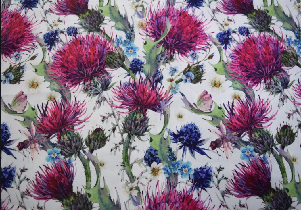 tkanina różowe osty na białym