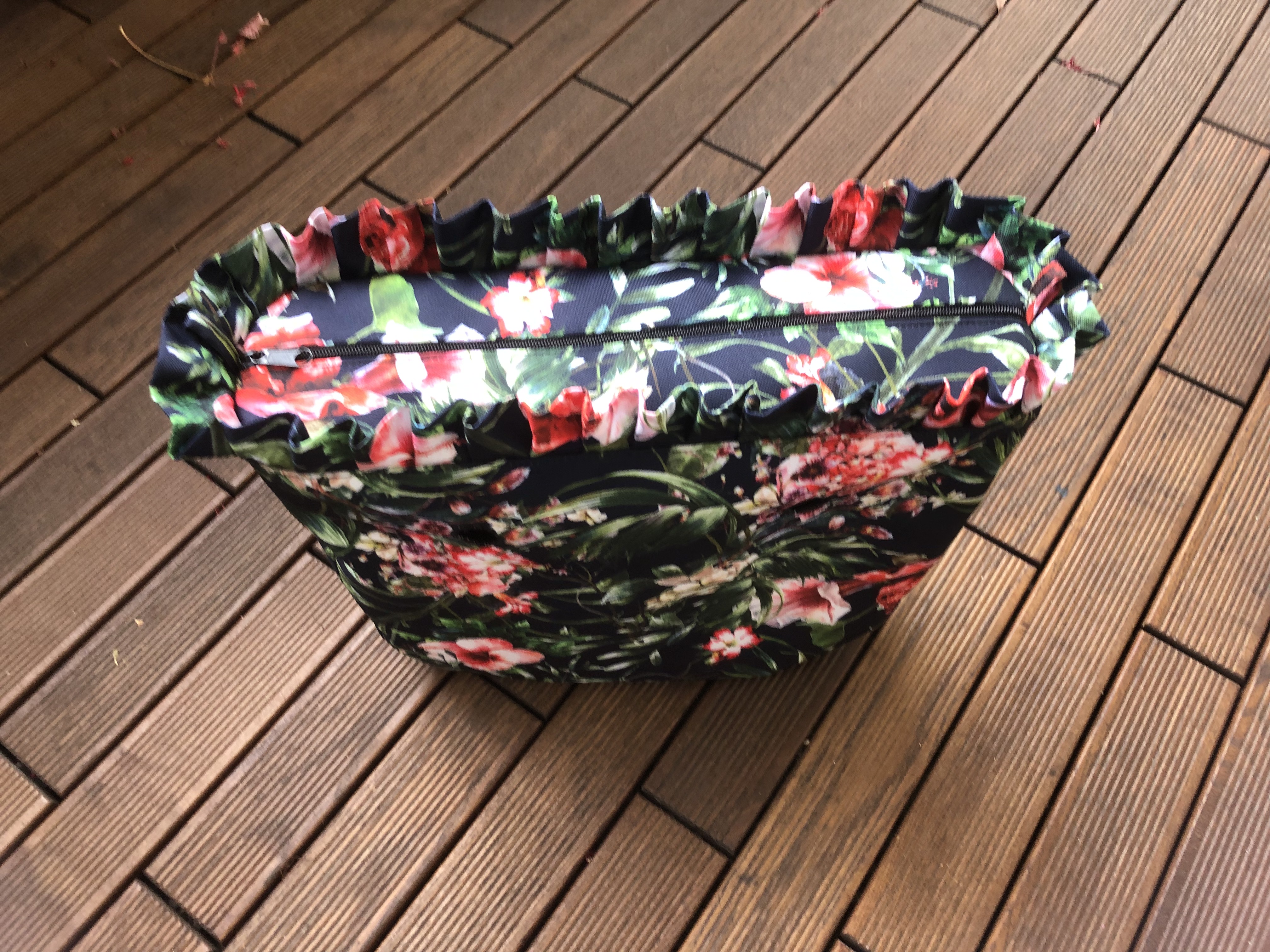 organizer obag standard plus falbanka czerwone kwiaty