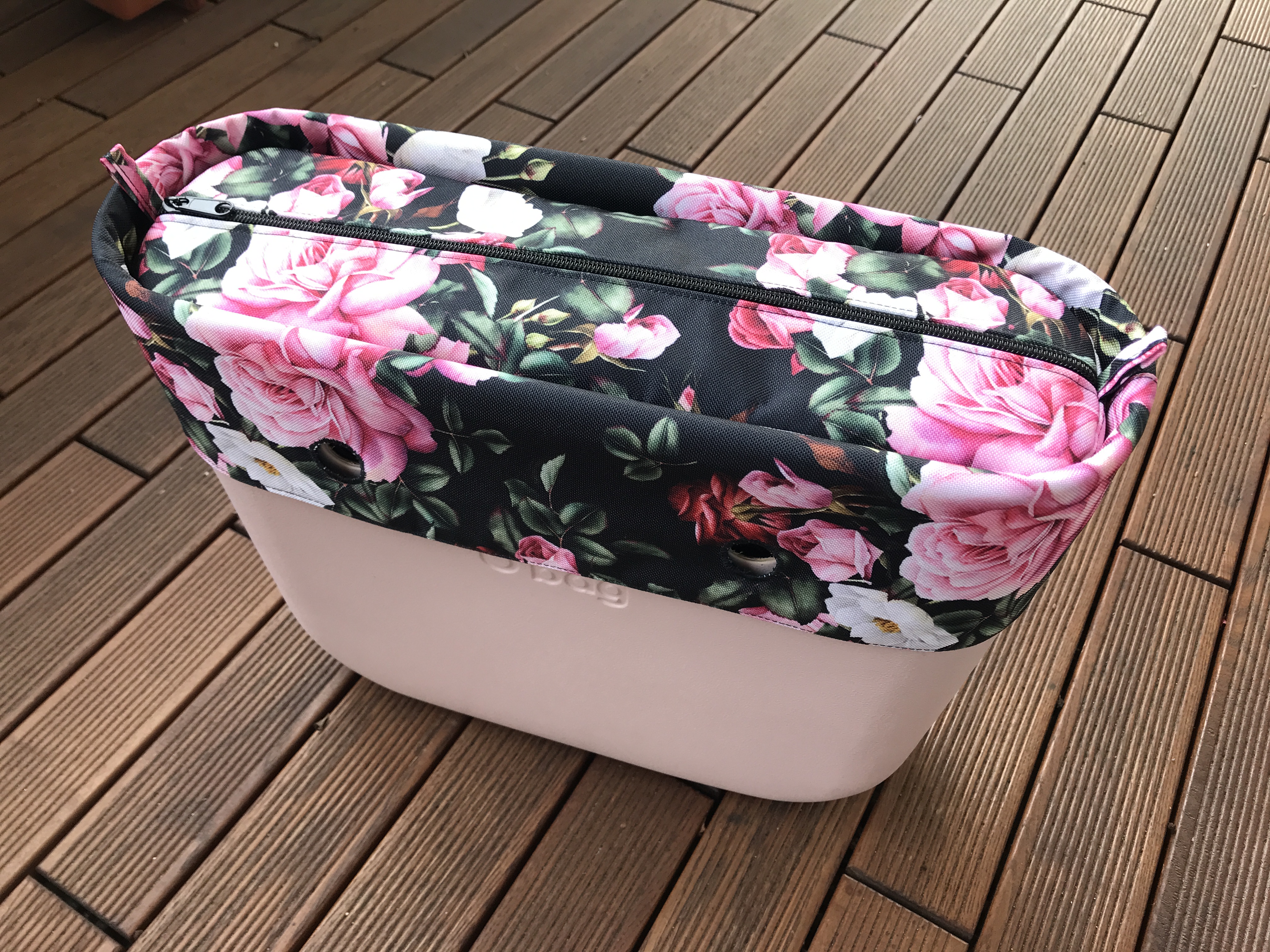 organizer obag standard plus opaska róże na czarnym