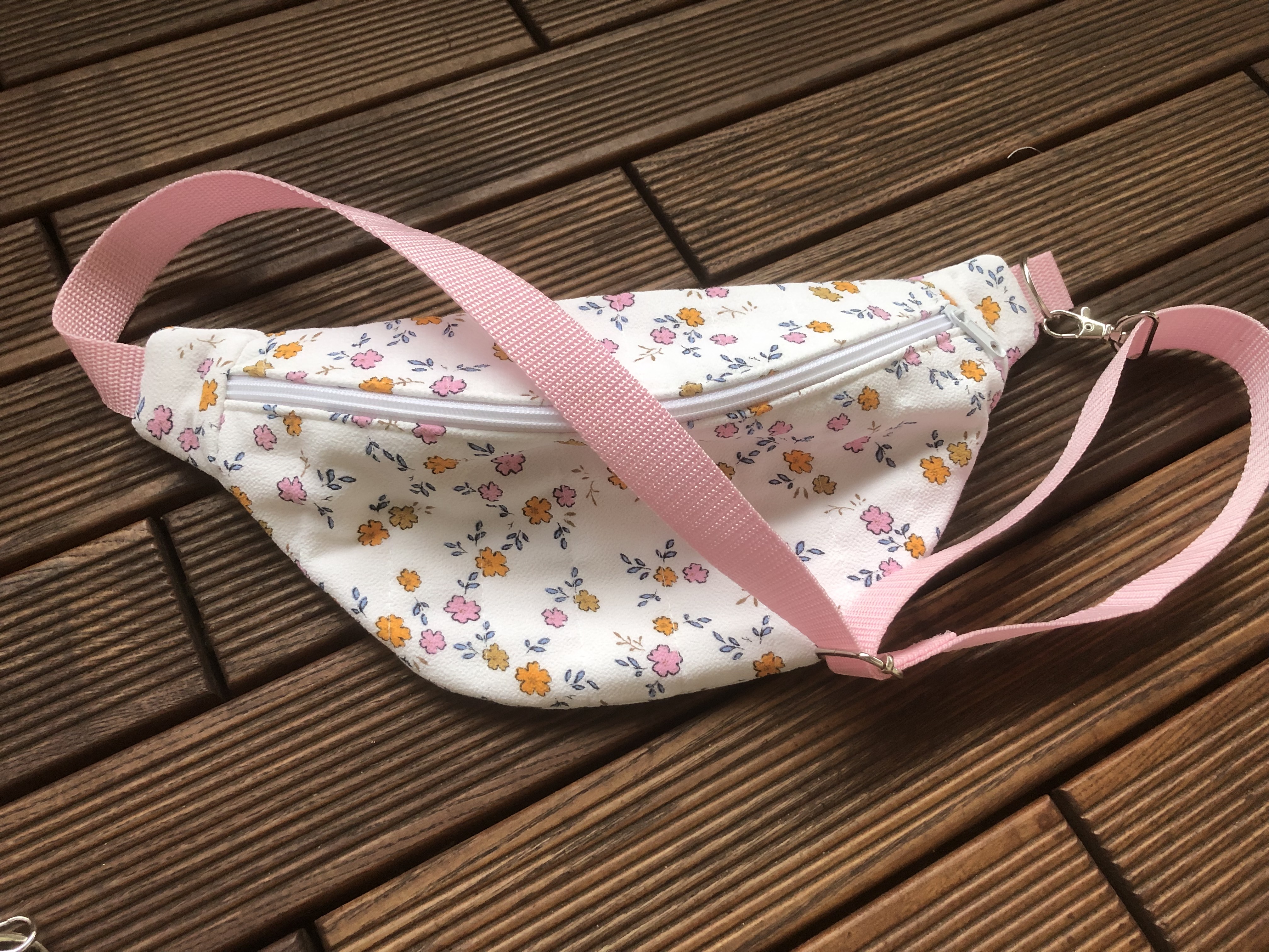 Nerka biała w kwiatki