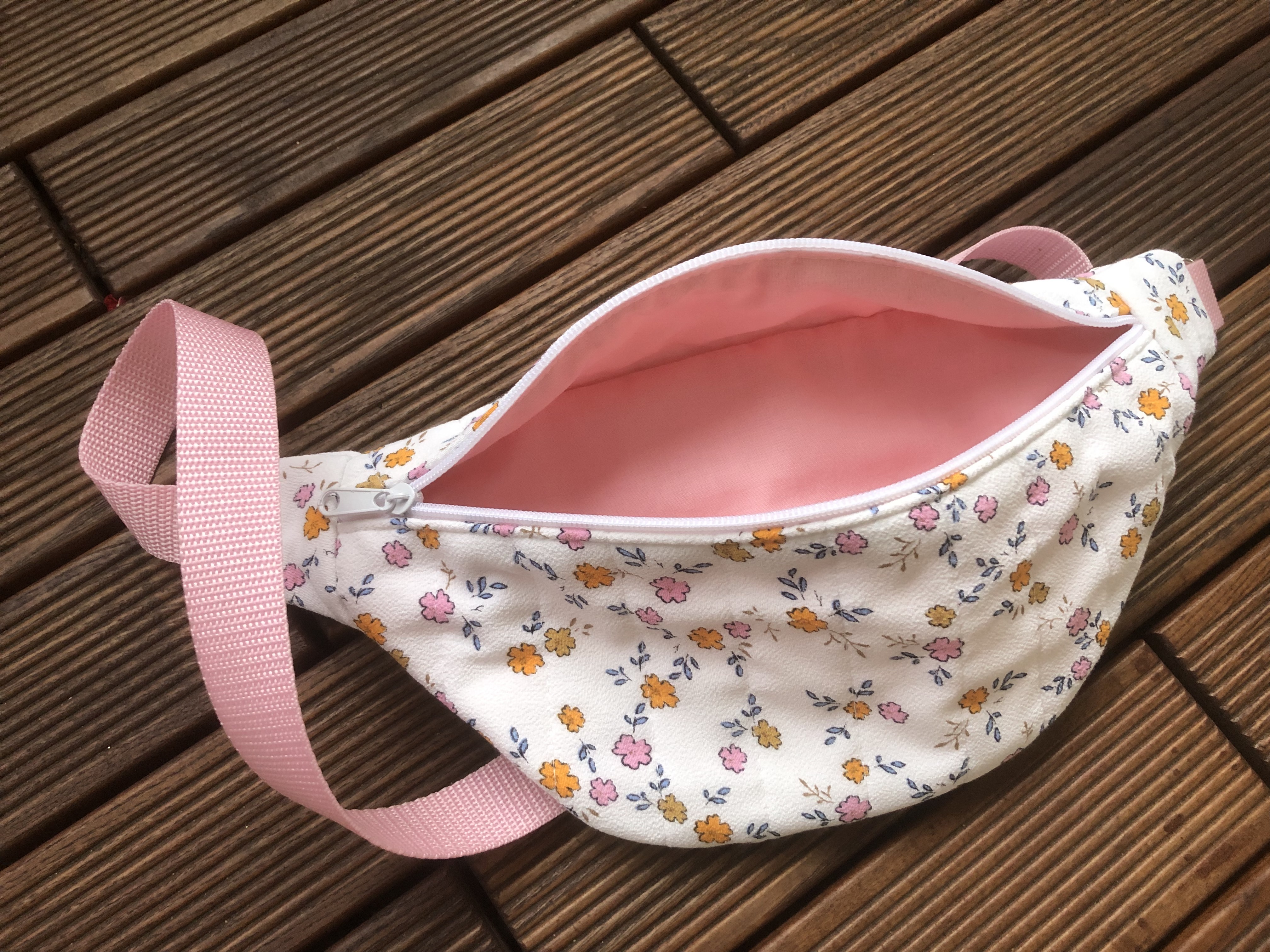 Nerka biała w kwiatki