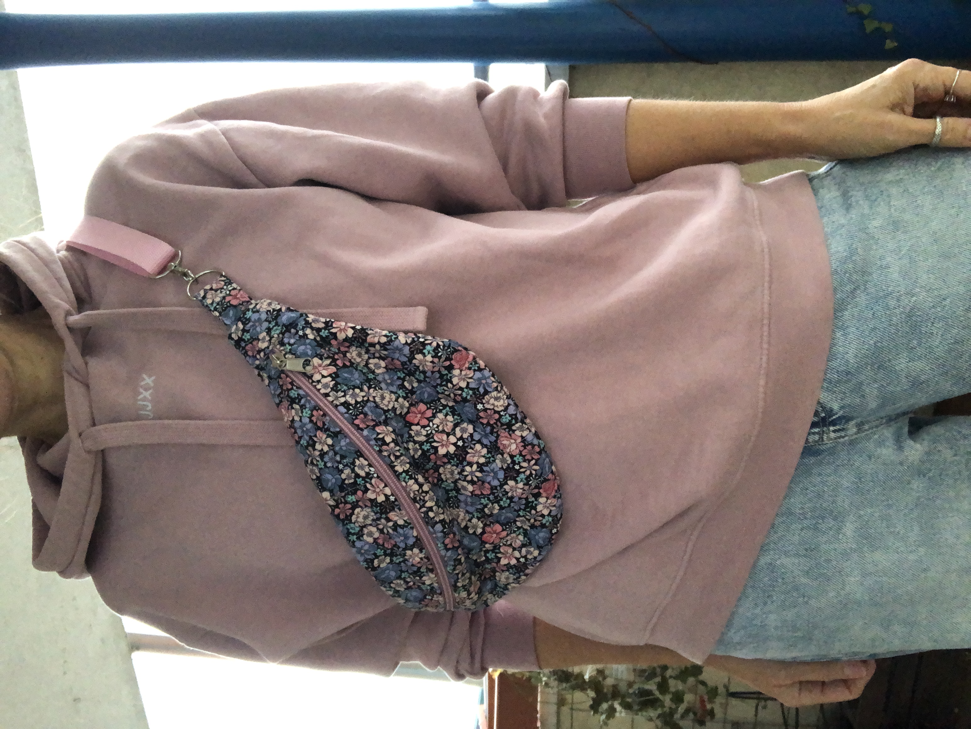 Nerka kolorowe kwiatki