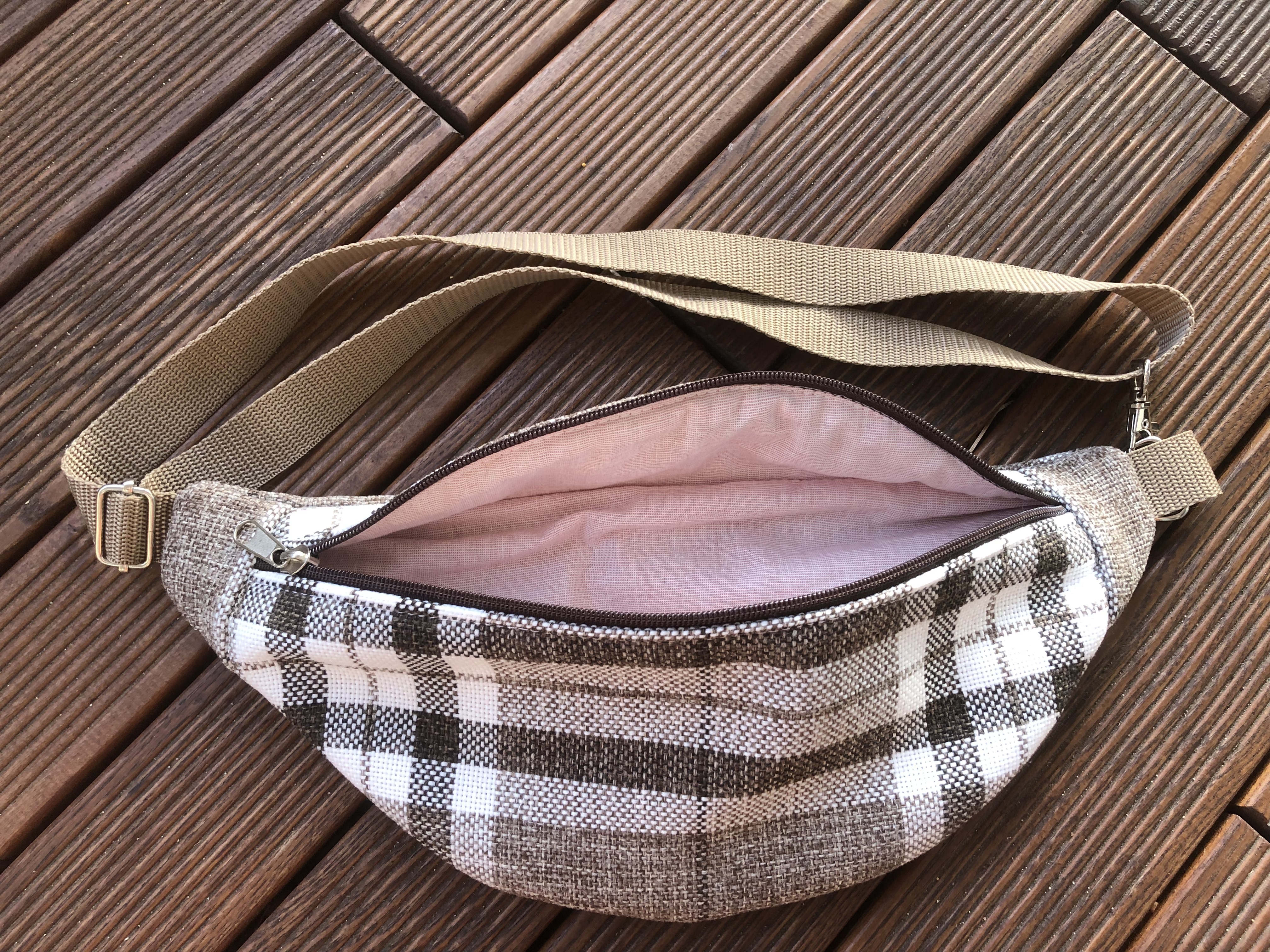 Nerka brązowa kratka