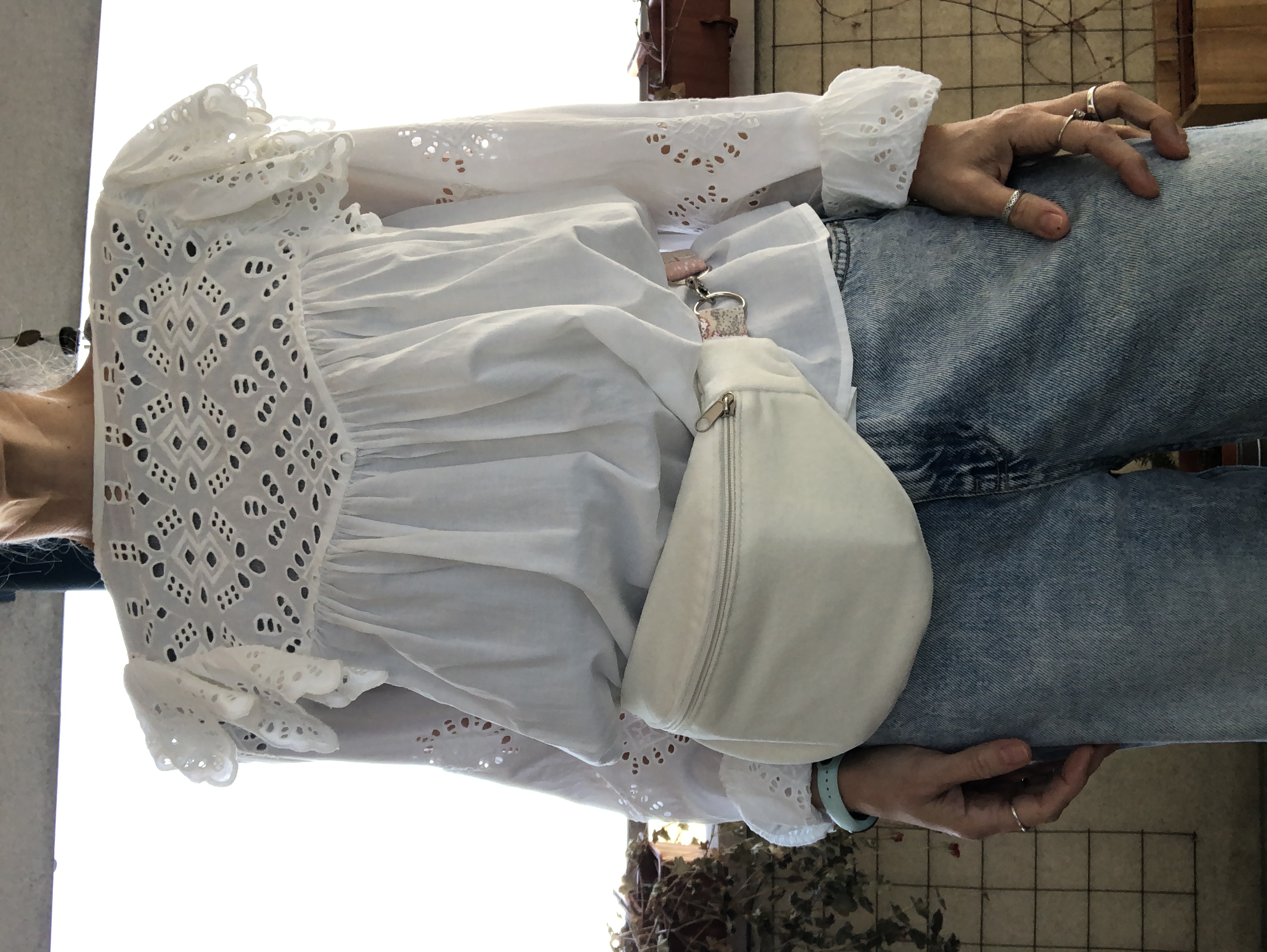 nerka welur ecru kolor pasek